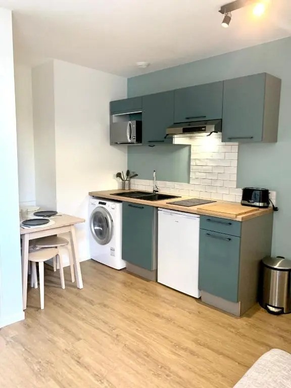 LE DUMON 2 - T2 avec GARAGE - TERRASSE - WiFi - Gare à 200m