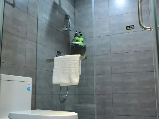Zhengzhou Kelete Hotel (Yaozhuang Metro Station, Jinyu Industrial Zone)