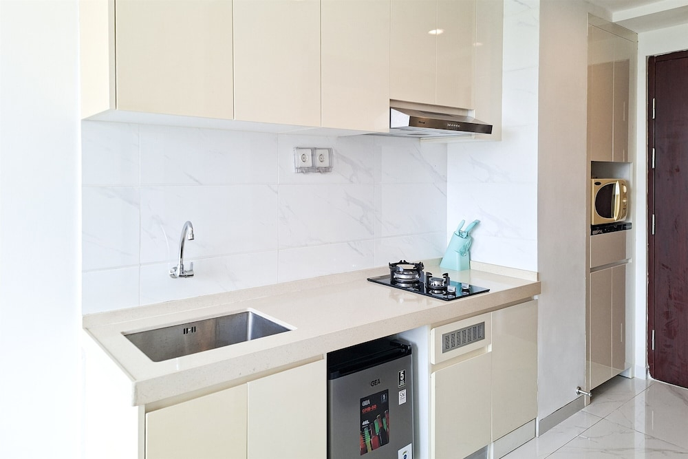 Stylish Studio For 2 Pax At Sky House Bsd Apartment