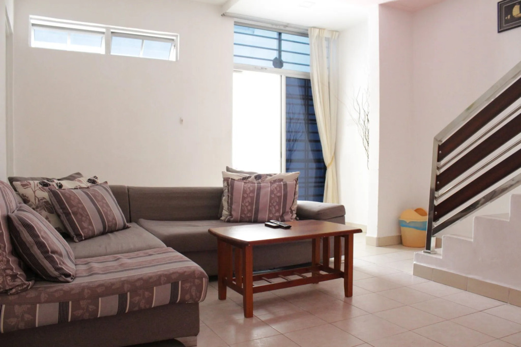 DesaTebrau NewStar Homestay - Wedding Bridal House