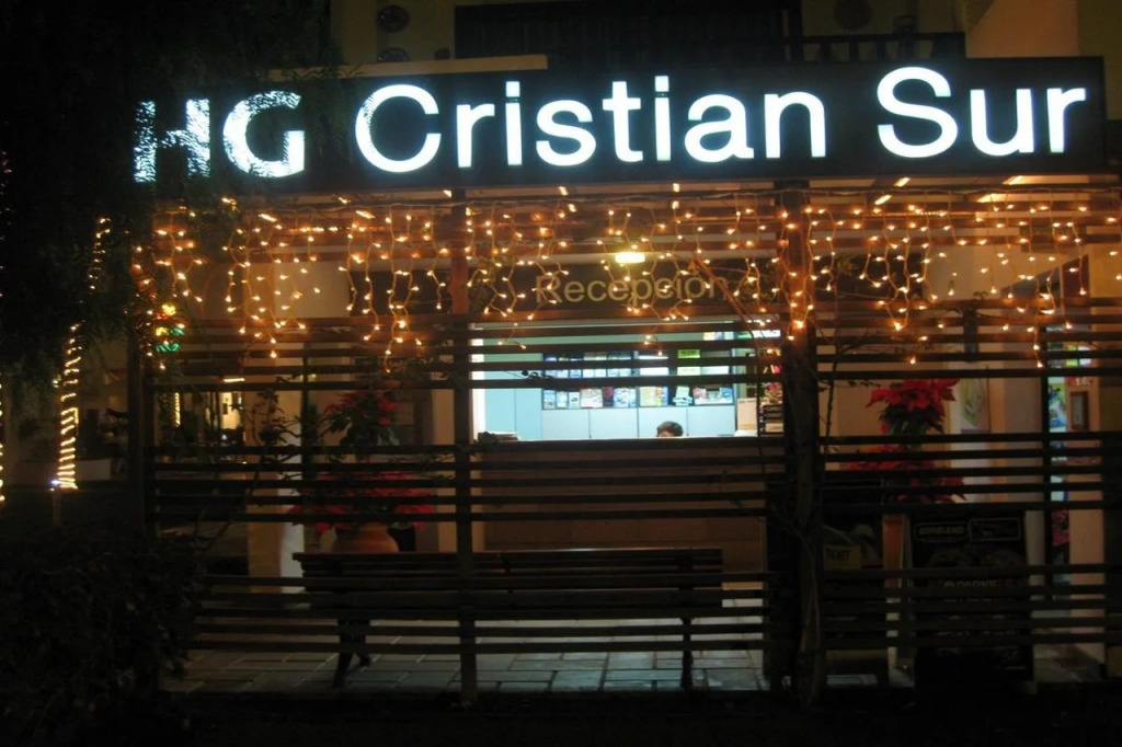 Apartamentos HG Cristian Sur