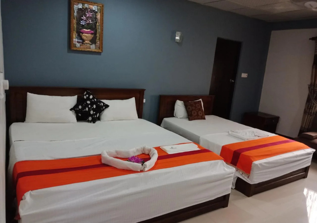 Global City Hotel