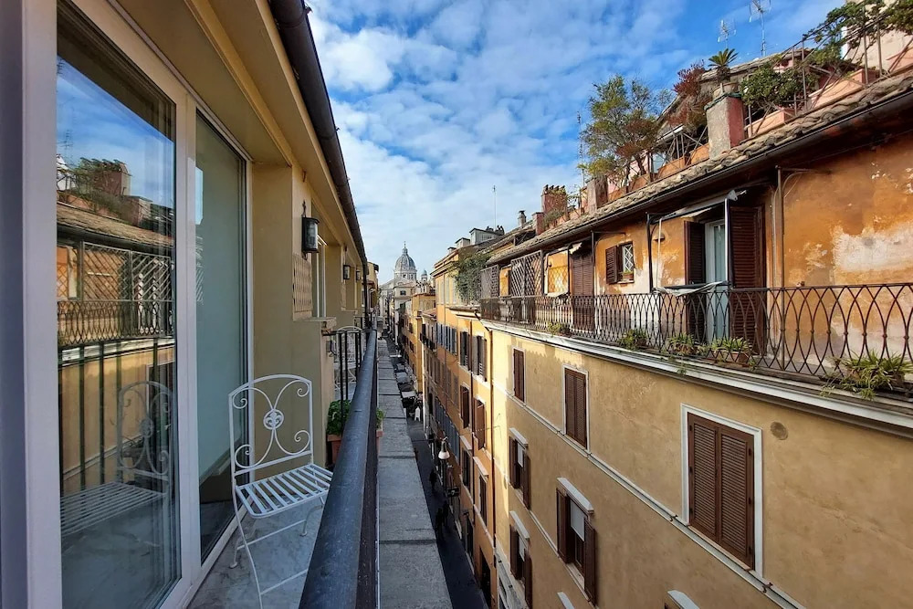 Fellini Design Suites