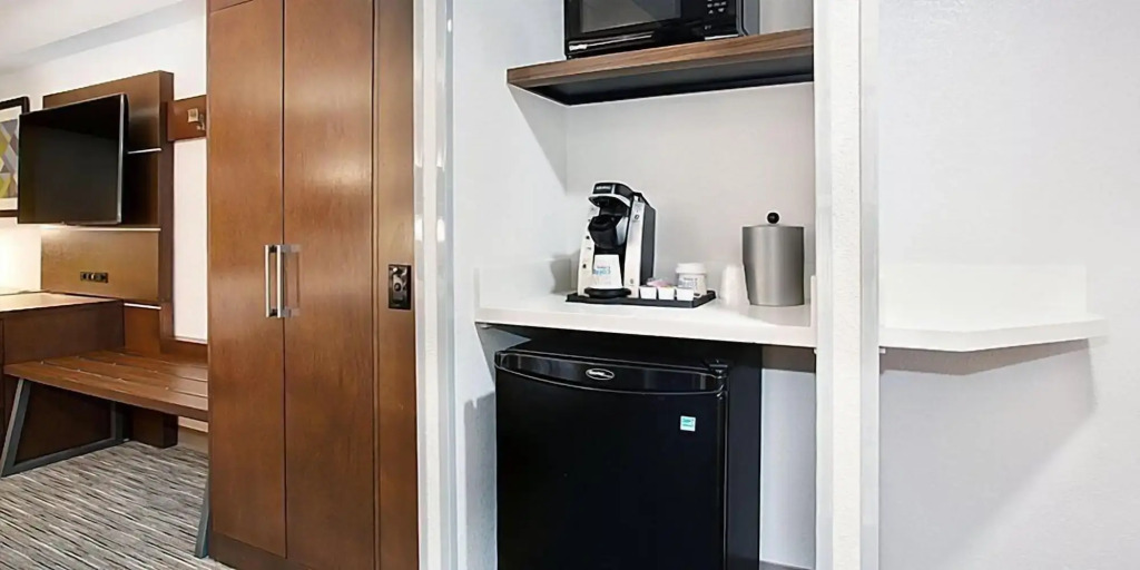 Holiday Inn Express Troutville-Roanoke North by IHG