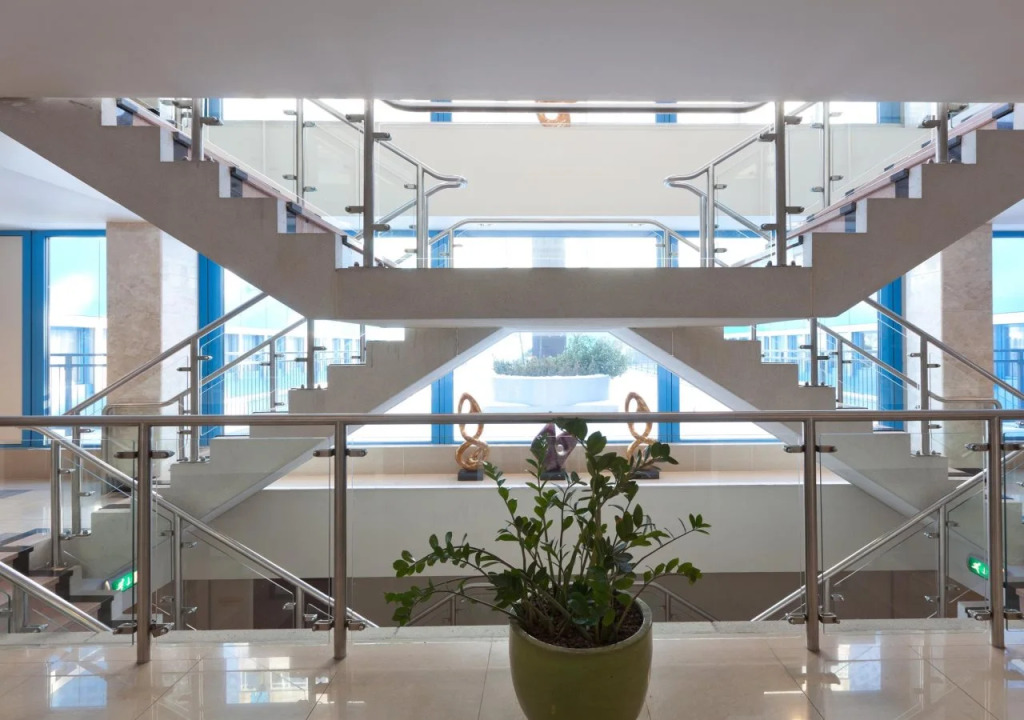 XO Hotels Blue Square