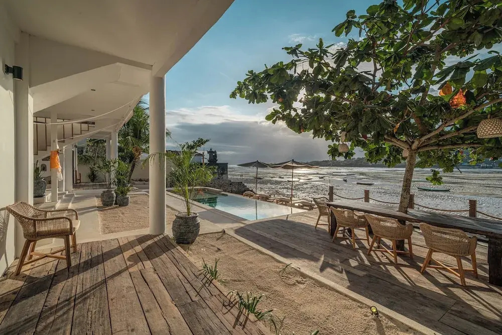 La Villa Ceningan