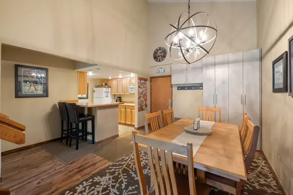 Fp300 Foxpine Inn 2 Bedroom Condo