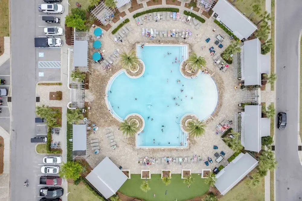 Shine on the Shore by Avantstay Pool + Golf Cart