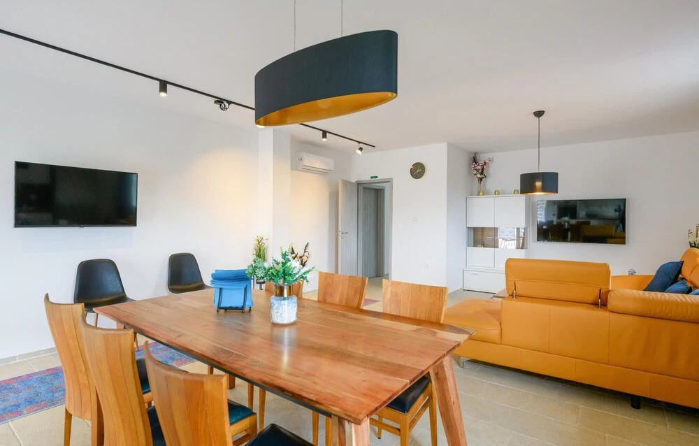 Beautiful Home In Vodnjan