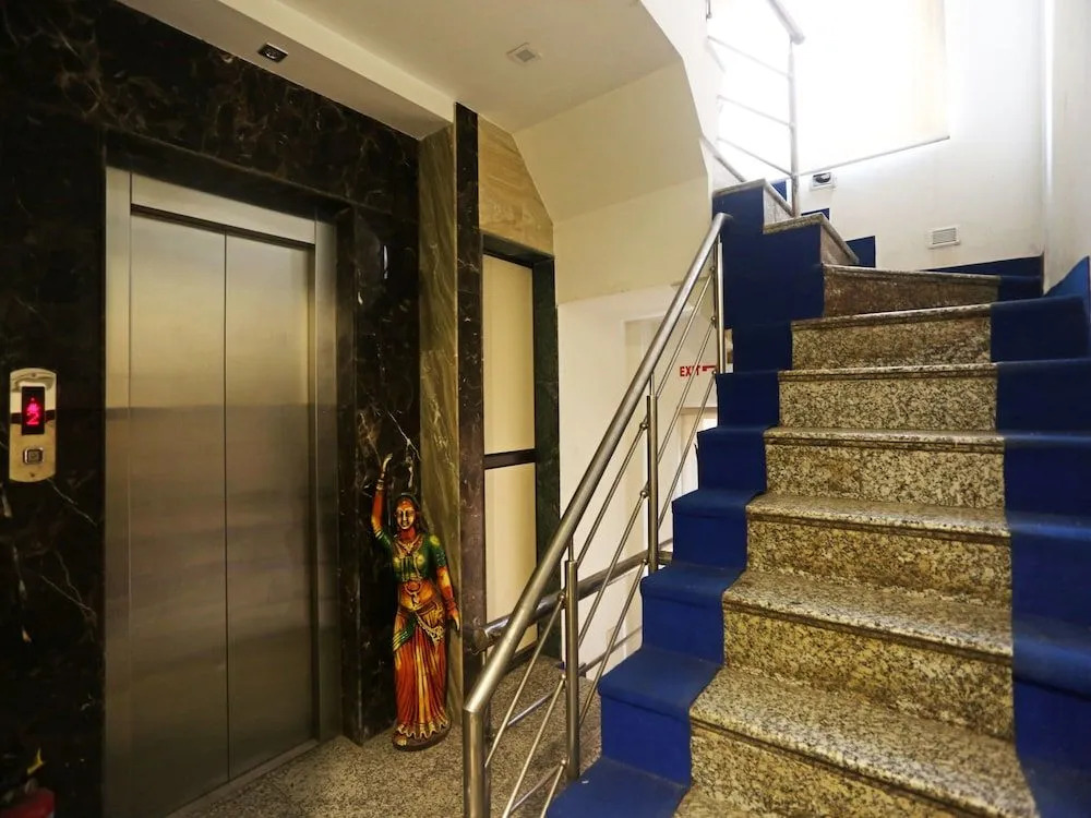 OYO Collection O 476 Hotel Gera's