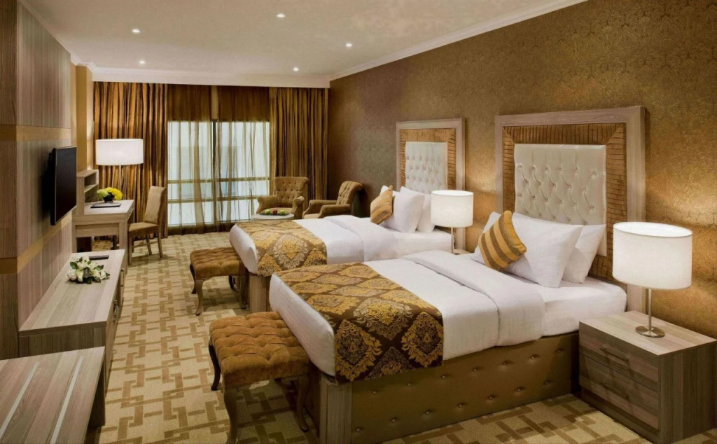 Sapphire Plaza Hotel