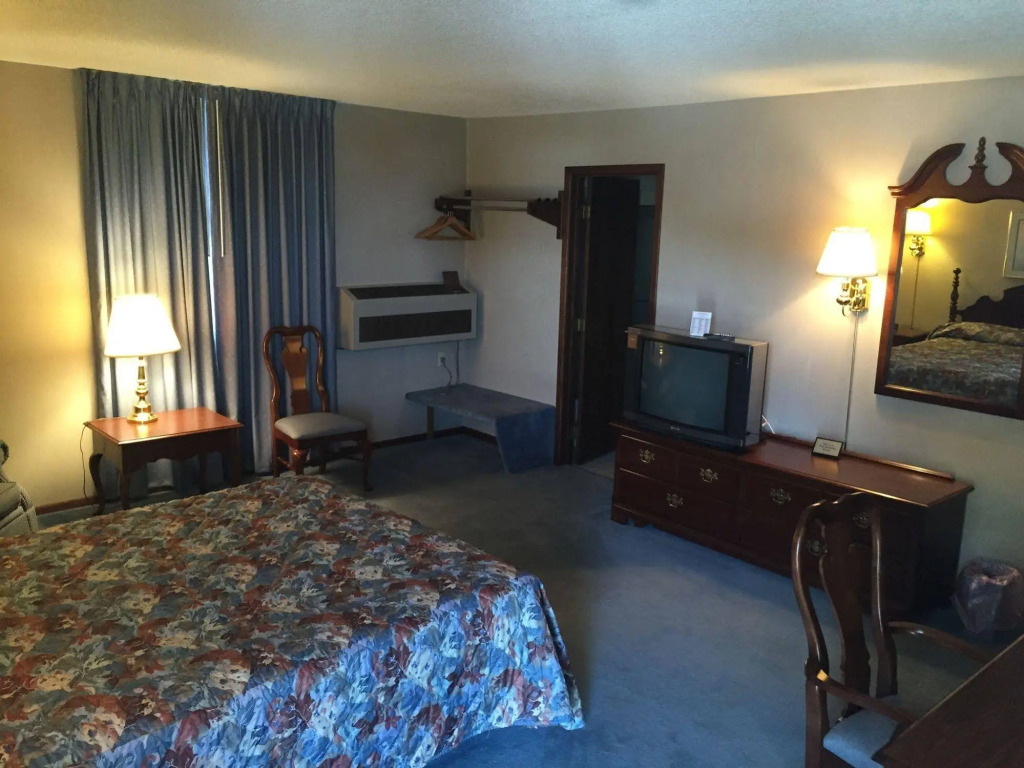 Dutch Mill Inn