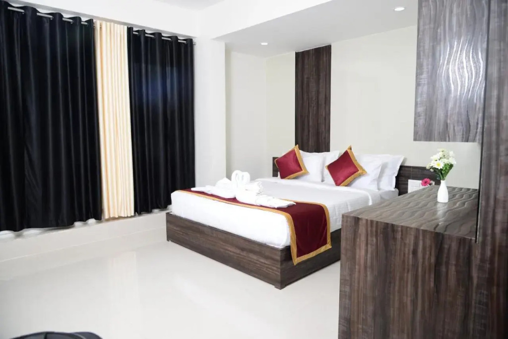 Miles Inn Hotel