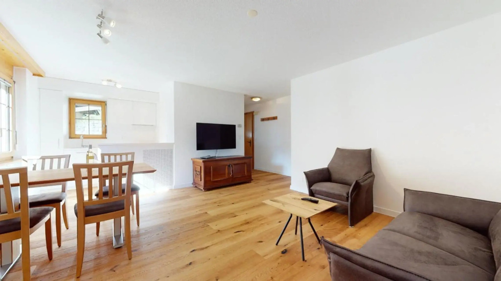Splendid attic apartment with a south oriented balcony, Marietta #4