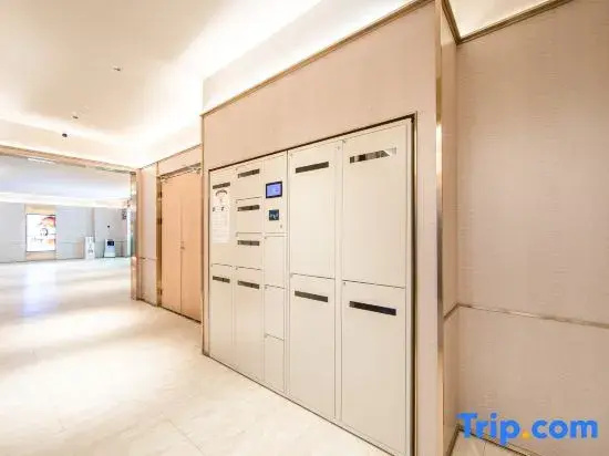 HanTing Hotel (Zhengzhou Huiji Wanda University Town North Subway Station)