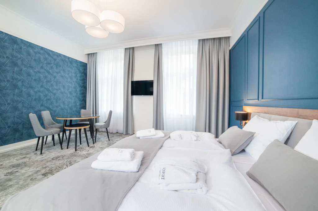 Vinfort Aparthotel - Krakow Old Town