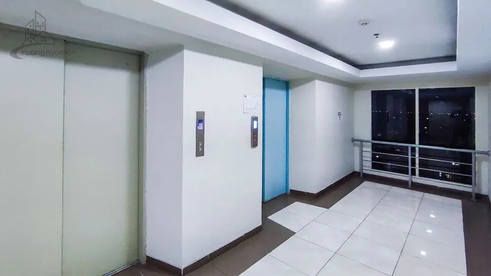 Ruang Nyaman at Apartment GreenLake View