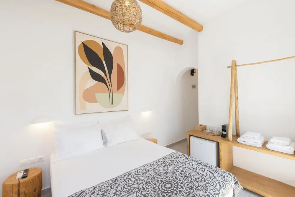 Parosquare Central Suites