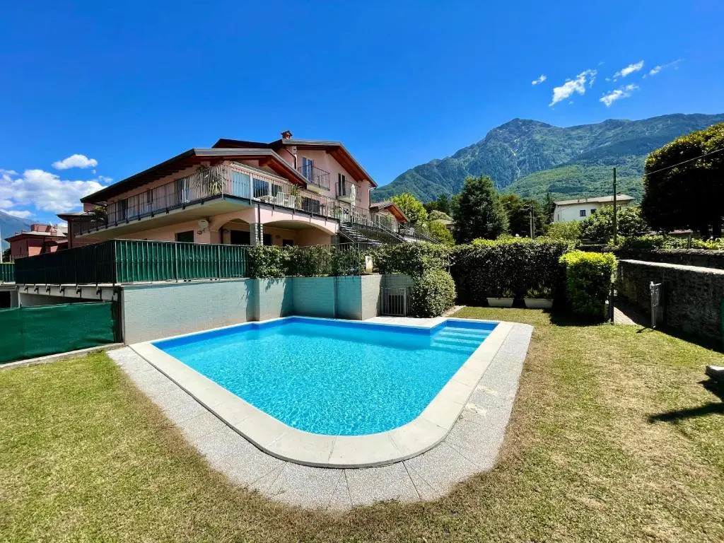 Lago Apartment