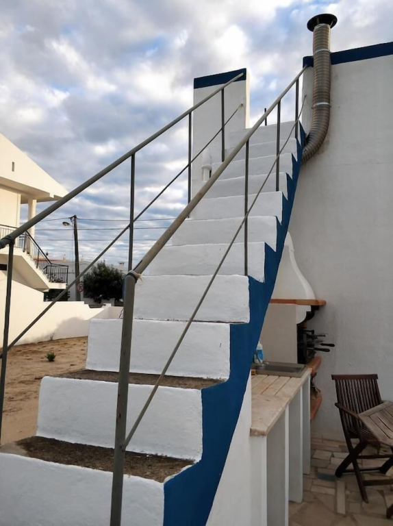 Sleep & Go Faro Airport Guest House