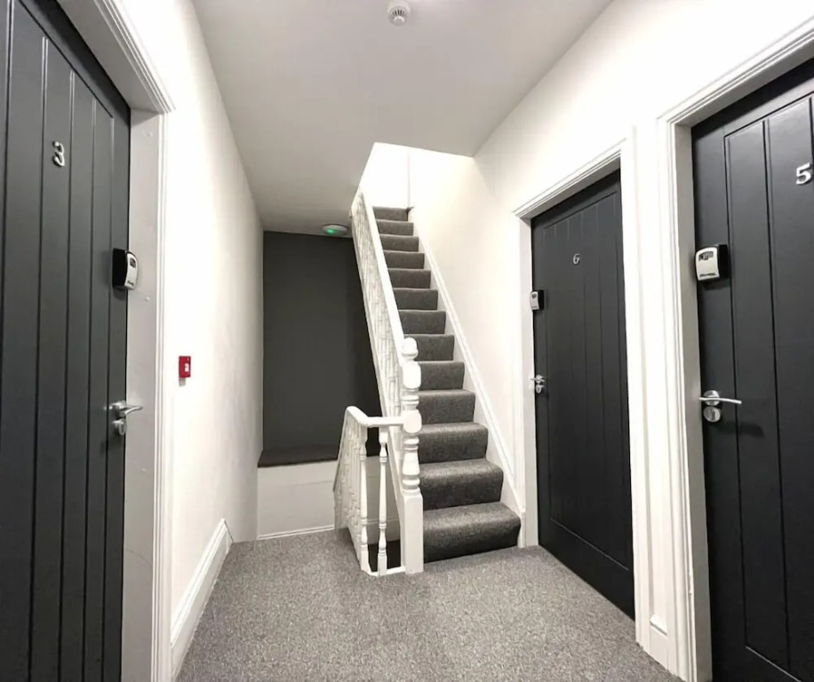 Chantry Suites by SA Stays