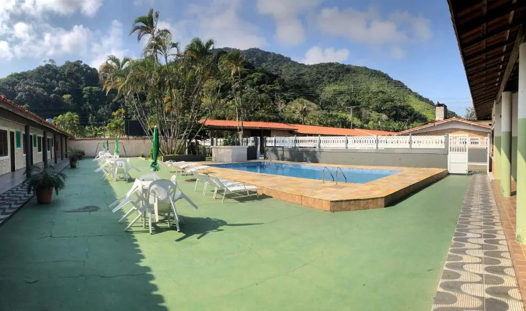 Hotel Pousada Nosso Cantinho