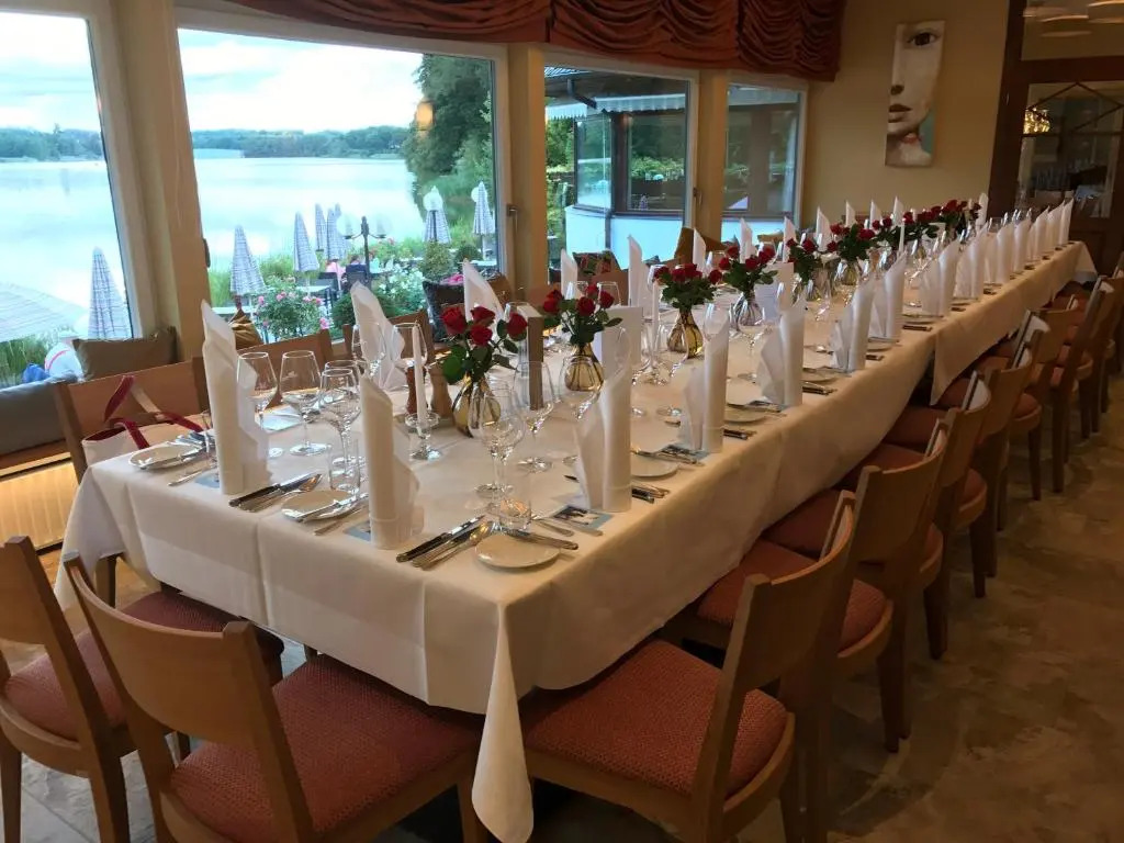 Fischerklause am Lutjensee Hotel Garni