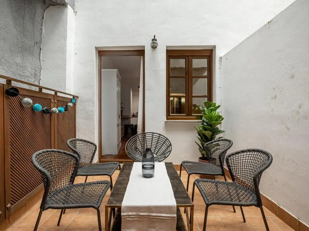 Limehome Granada Calle Santa Ana