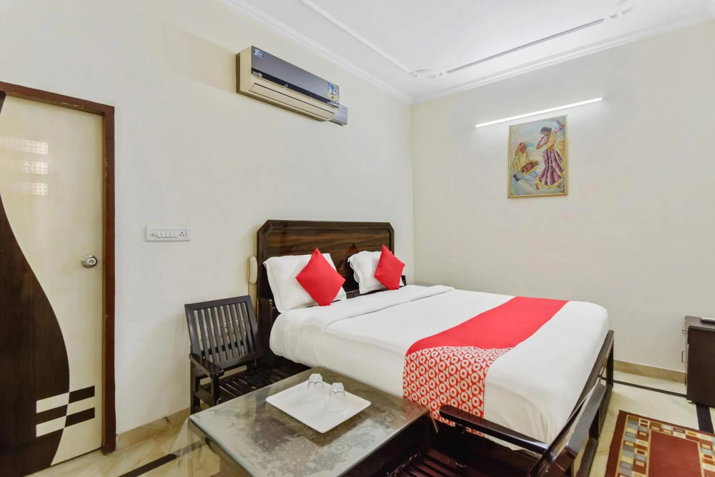 OYO 45641 Ekta My Stay