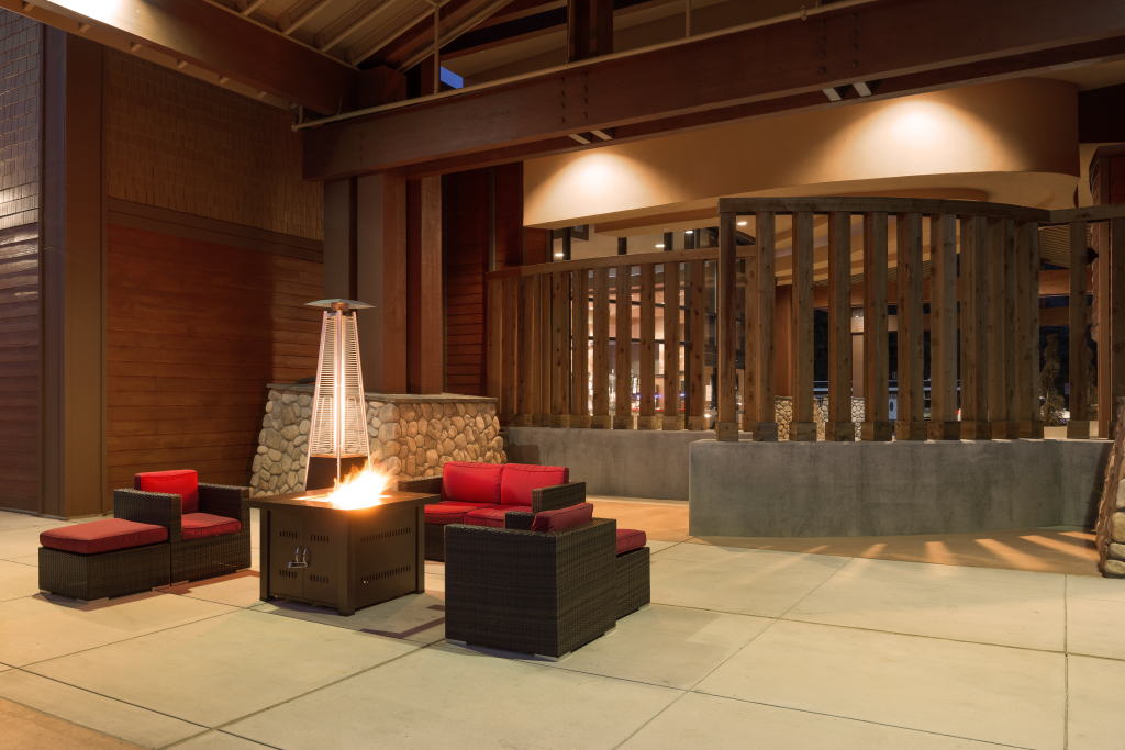 Holiday Inn Express Klamath - Redwood Ntl Pk Area by IHG