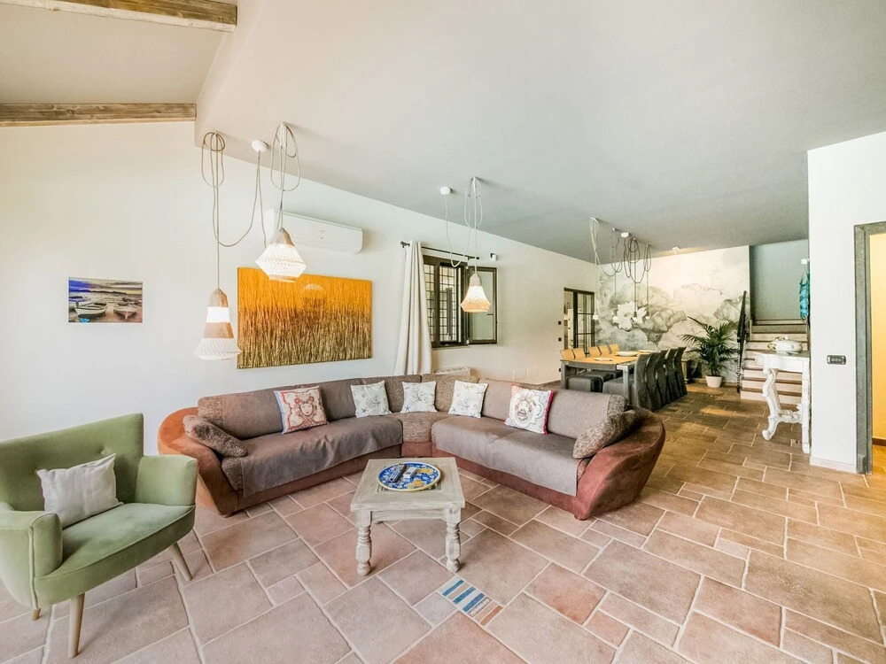 Villa With Private Pool With Salt Water Whirlpool and Cozy Porch