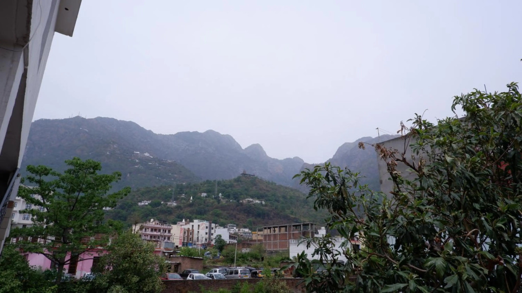 Saatvik Homestay with Free Pickup & Drop for Vaishno Devi Yatra