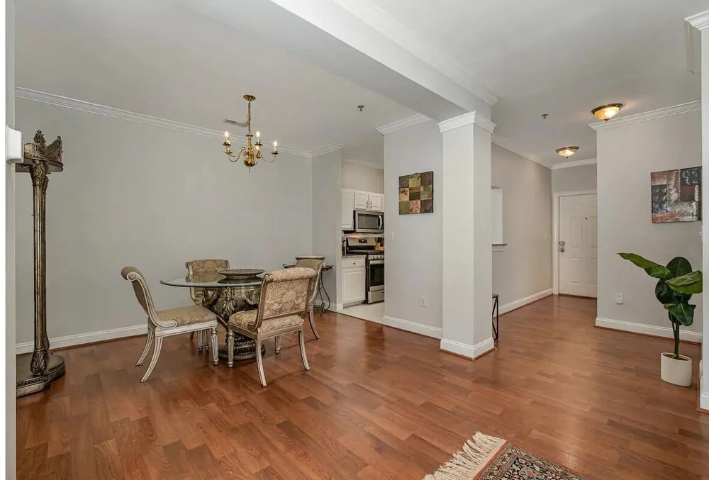 Sleek & Stylish Condo In Southpark 3 Bedroom Home by RedAwning