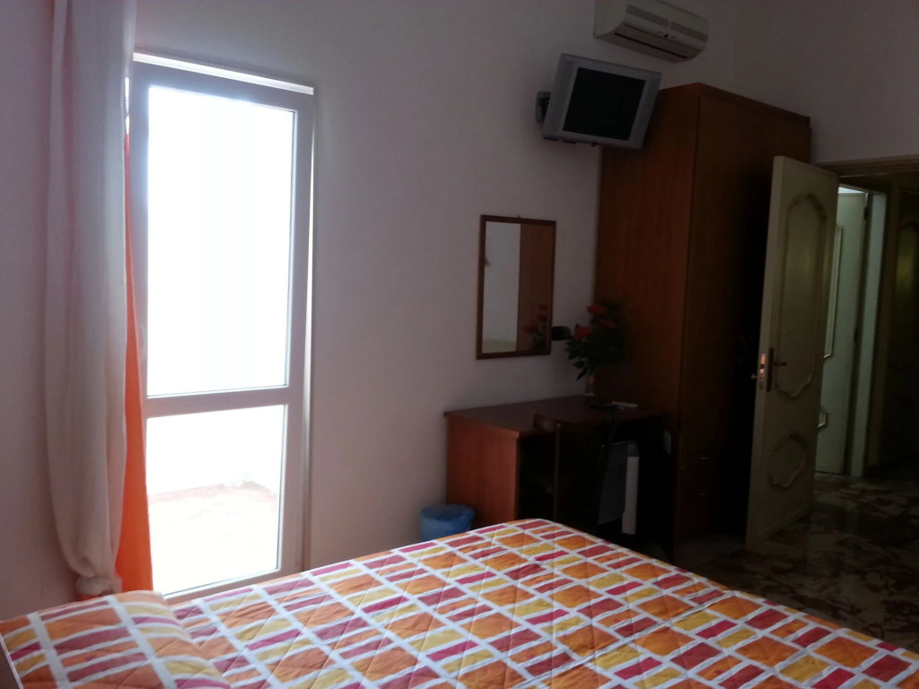 B&B LIsola