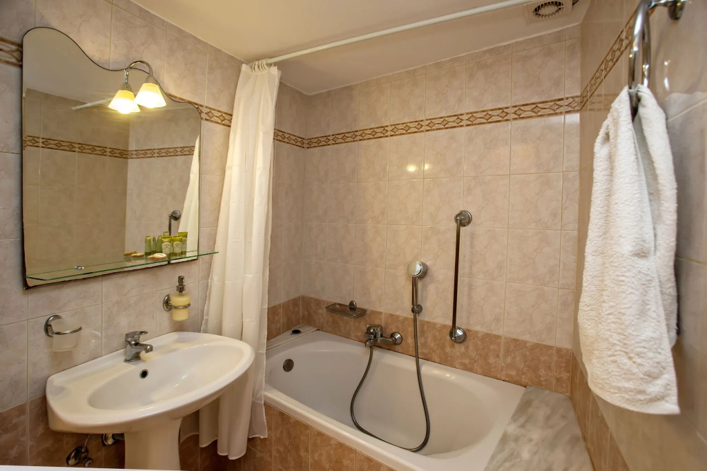Tinos Resort