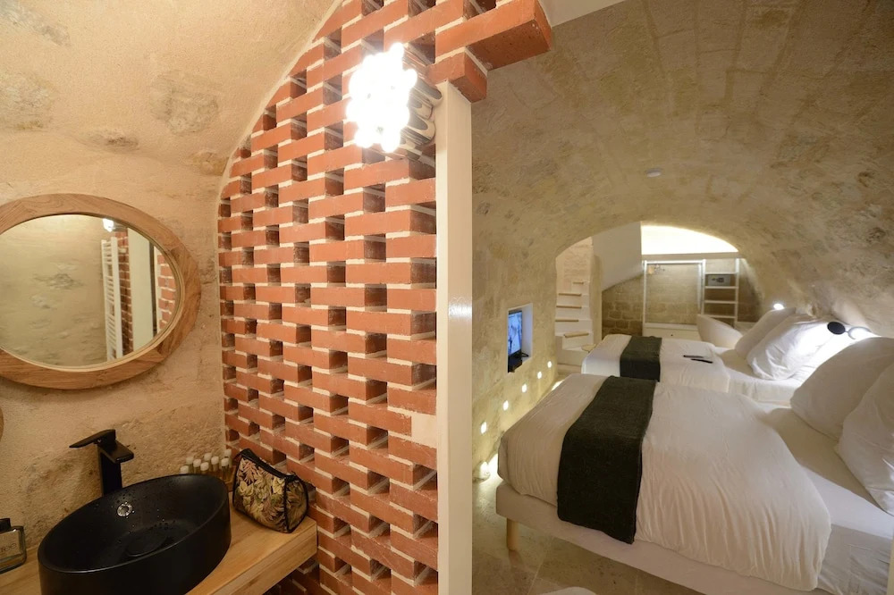 Loft Basfour by Patios du Marais