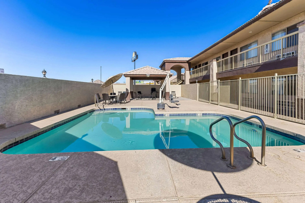 Days Inn by Wyndham Buckeye