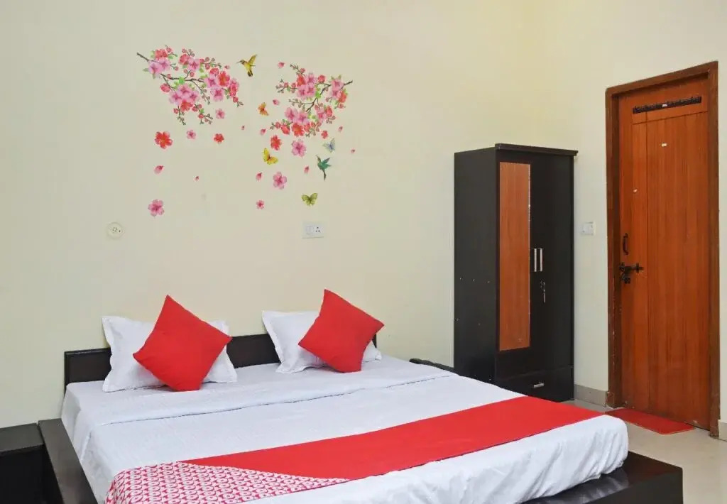 Red Cliff By OYO Rooms