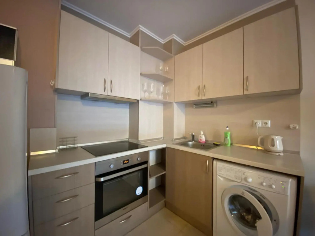 Private Cozy Apartment Admiral Plaza A1