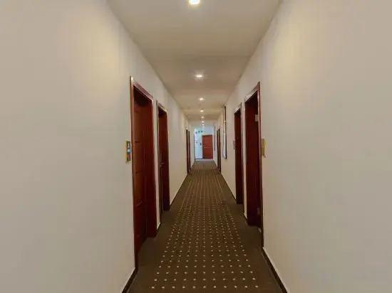 Jinzi Business Hotel