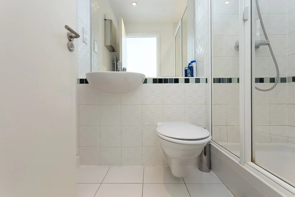 2 Bedroom Flat In Holloway With Balcony And Courtyard