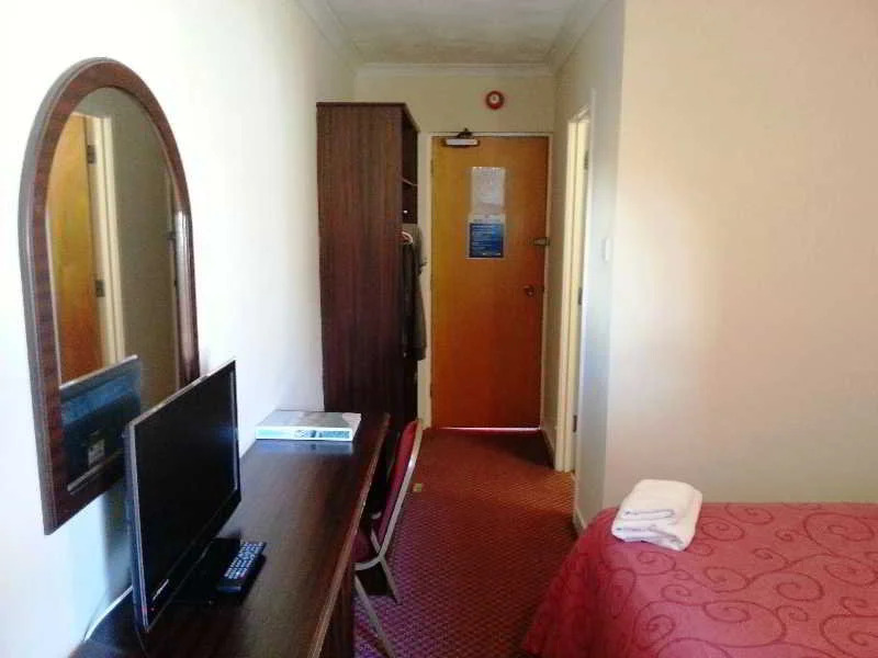 Three Saints Hotel