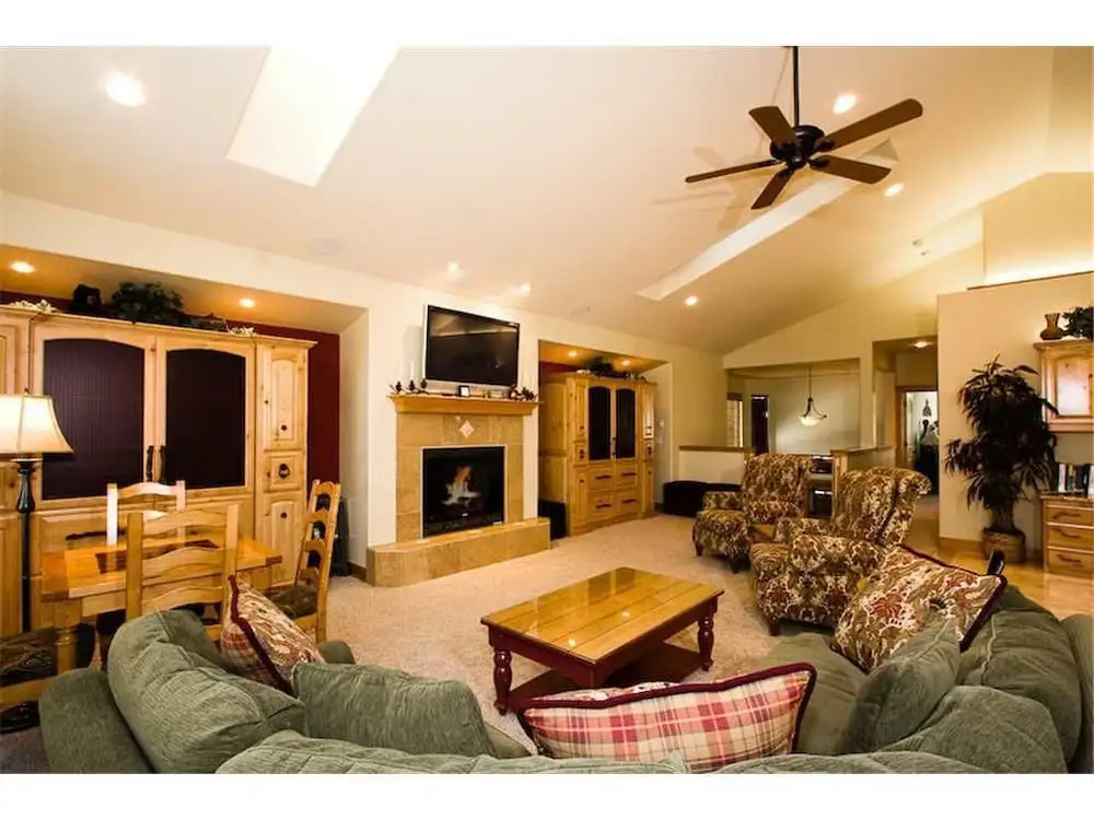 Clement Lodge 5 Bedrooms 3 Bathrooms Home