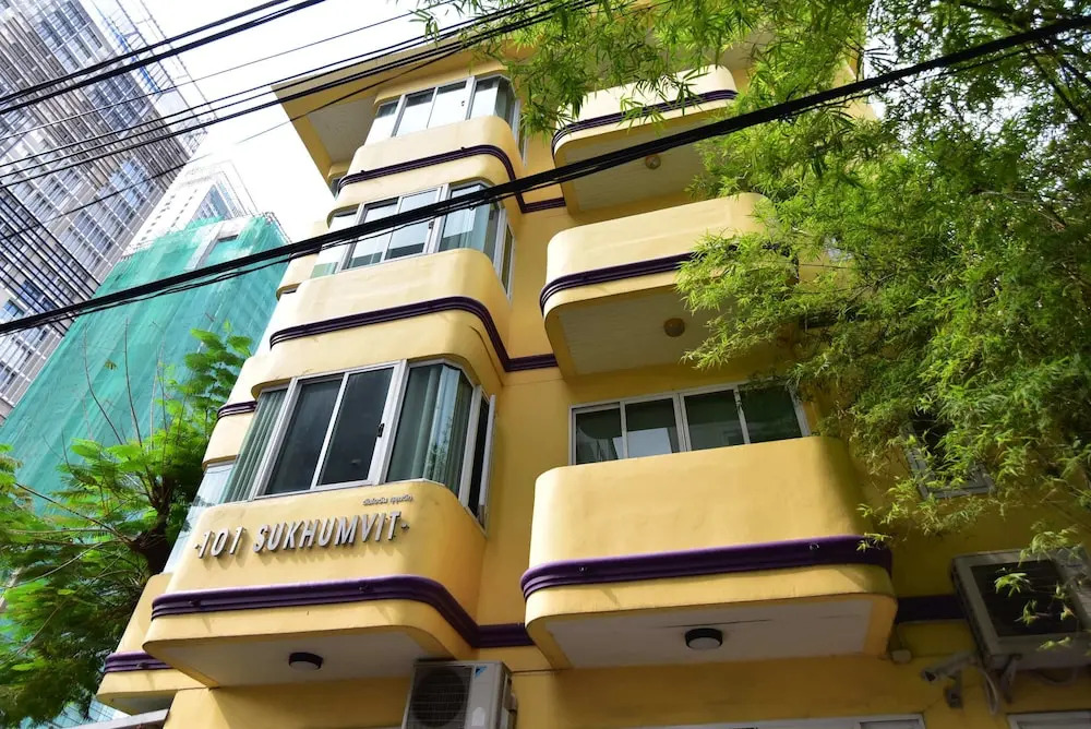 101 Sukhumvit 22 Service Apartment