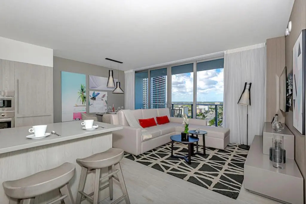5 Stars Luxury 1BR -FRONT Intracoastal VIEW