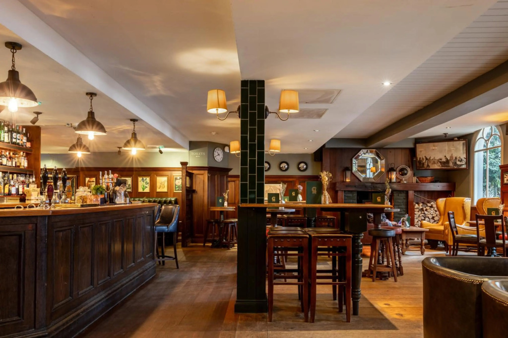 Coach & Horses Hotel