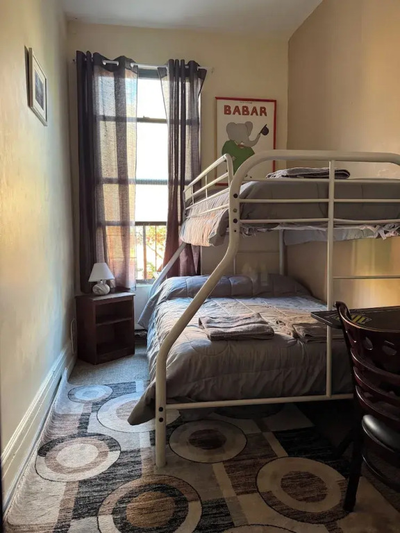 Macaw Guest House