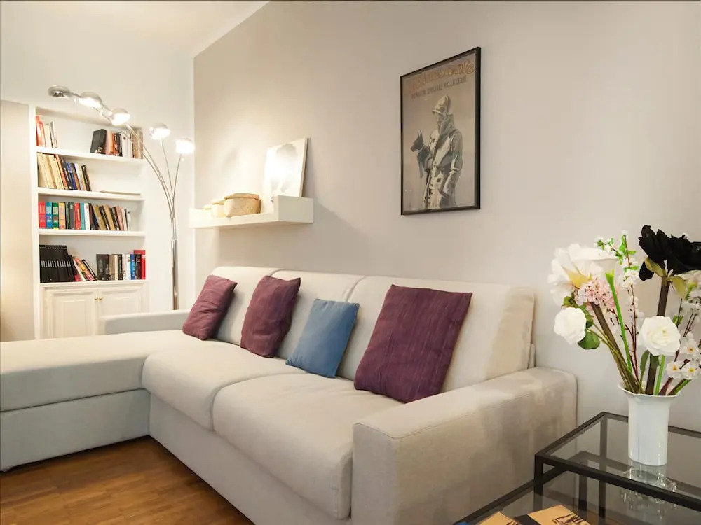 Beautiful 100sqm Flat, Close to San Babila