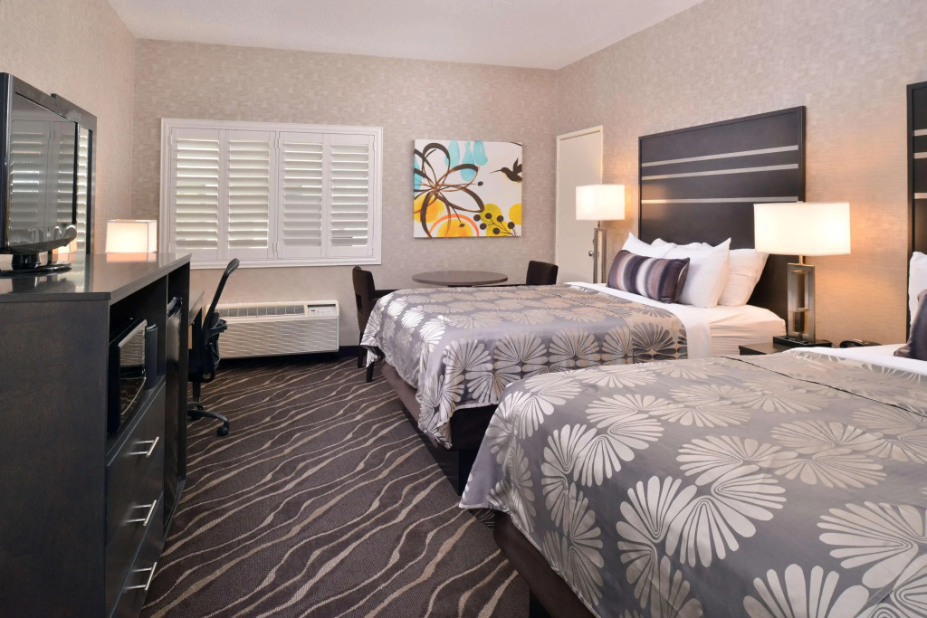 Best Western Plus Park Place Inn - Mini Suites