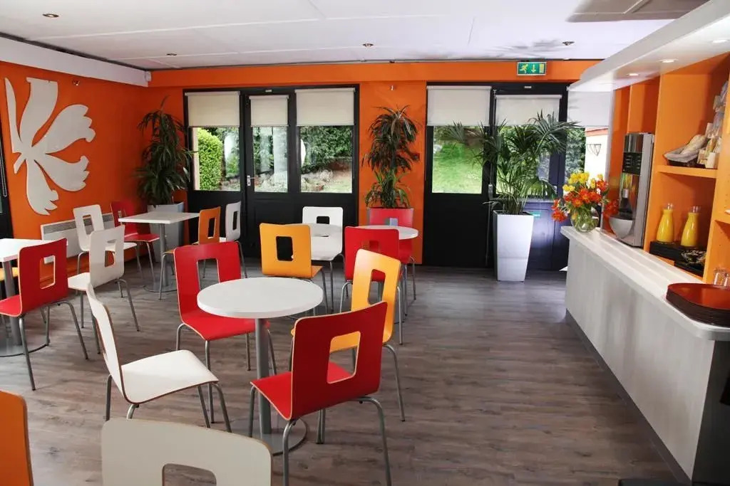 The Crossway Hotel, Coventry South, Part of the AG Collection